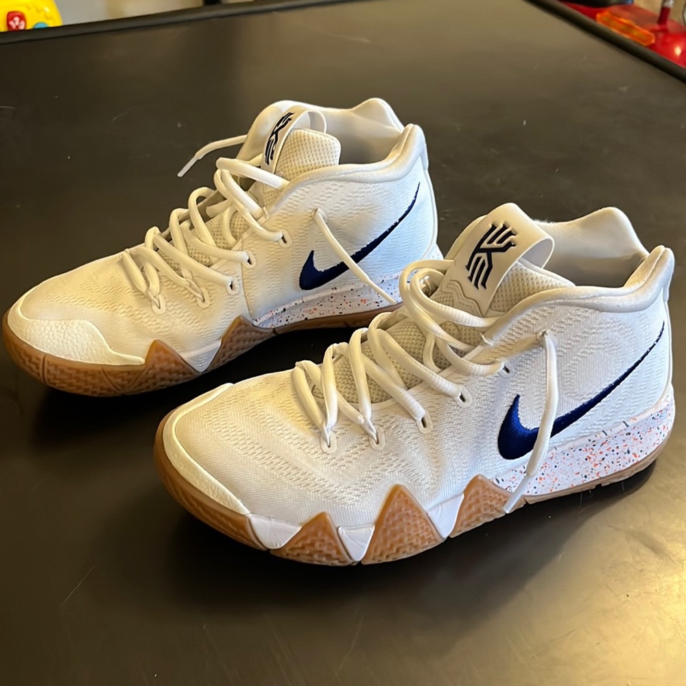 Nike Kyrie 4 Uncle Drew!!! Like NEW!!